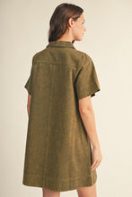 Load image into Gallery viewer, Casual Washed Shift Dress