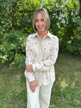 Load image into Gallery viewer, Embroidery Corduroy Shacket