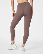 Load image into Gallery viewer, SPANX Booty Boost® Active 7/8 Leggings