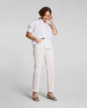Load image into Gallery viewer, SPANX 90s Straight Leg Jeans - Alabaster