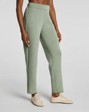 Load image into Gallery viewer, SPANX Airessentials Slim Straight Leg Pant