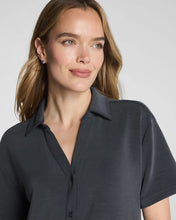 Load image into Gallery viewer, SPANX Button-Down Shirt