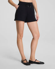 Load image into Gallery viewer, SPANX Airessentials 5" Short