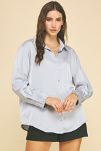 Load image into Gallery viewer, Button Down Woven Shirts