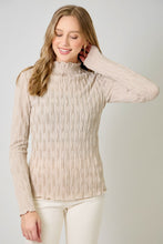 Load image into Gallery viewer, Solid Lettuce Edge Textured Top