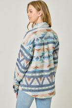 Load image into Gallery viewer, Aztec Print Shacket