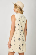 Load image into Gallery viewer, Embroidered Wash Shift Dress