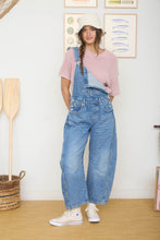 Load image into Gallery viewer, Washed Crew Neck Raw Edge Short Sleeve Sweater