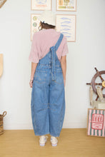 Load image into Gallery viewer, Washed Crew Neck Raw Edge Short Sleeve Sweater