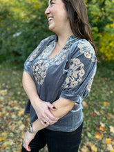 Load image into Gallery viewer, Grey Puff Sleeve Embroidered Detail Top