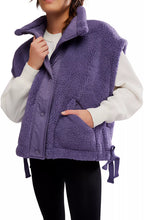 Load image into Gallery viewer, FP Scout It Out Vest