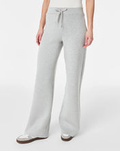Load image into Gallery viewer, SPANX AirEssentials Wide Leg Pant