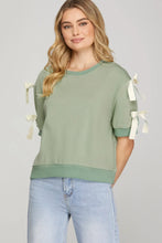Load image into Gallery viewer, Short Sleeve Round Neck Knit Top