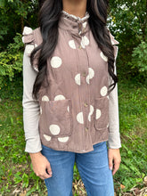 Load image into Gallery viewer, Polka Dot Quilted Ruffle Vest