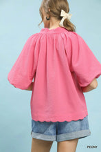 Load image into Gallery viewer, Bubble Sleeved Seersucker Top