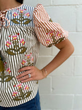 Load image into Gallery viewer, Puff Sleeve Striped Embroidered Top