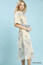 Load image into Gallery viewer, Stem Floral Print V Neck Maxi Dress