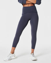Load image into Gallery viewer, SPANX Booty Boost® Active 7/8 Leggings