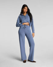 Load image into Gallery viewer, SPANX Airessentials Straight Leg Pant