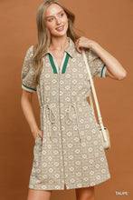 Load image into Gallery viewer, Floral Short Sleeve V Neck Zip Dress