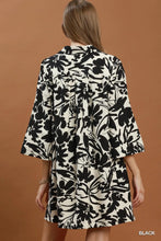 Load image into Gallery viewer, Floral Print Split Neck Relaxed Shift Dress