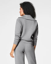 Load image into Gallery viewer, SPANX Airessentials Half Zip