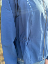 Load image into Gallery viewer, SPANX On The Move Cinched Back Jacket