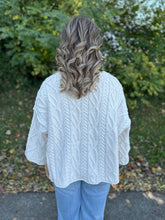 Load image into Gallery viewer, Cropped Side Slit Solid Sweater