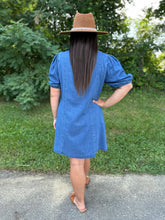 Load image into Gallery viewer, Denim Mixed Media Collar Dress