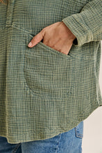 Load image into Gallery viewer, Mineral Washed Double Gauze Pocket Pullover