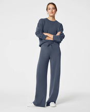 Load image into Gallery viewer, SPANX AirEssentials Wide Leg Pant