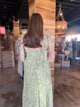 Load image into Gallery viewer, Sea Print Tie Strap Tiered Midi Dress