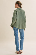 Load image into Gallery viewer, Mineral Washed Double Gauze Pocket Pullover