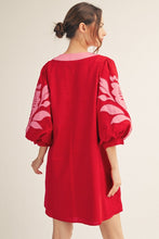 Load image into Gallery viewer, Baroque Floral Applique Shift Dress
