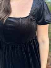 Load image into Gallery viewer, Velvet Corset Puff Sleeve Midi Dress