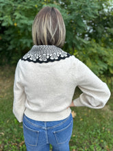 Load image into Gallery viewer, Collared Detailed Knit Top