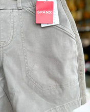 Load image into Gallery viewer, SPANX Stretch Twill Shorts, 4"