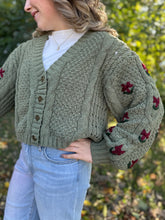 Load image into Gallery viewer, Olive Chunky Cardigan