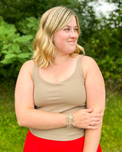 Load image into Gallery viewer, SPANX Contour Rib Shelf Tank