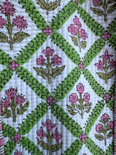Load image into Gallery viewer, Jane Quilted Tote Bag