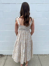 Load image into Gallery viewer, Sea Print Tie Strap Tiered Midi Dress