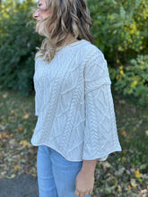 Load image into Gallery viewer, Cropped Side Slit Solid Sweater