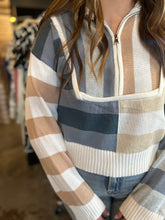 Load image into Gallery viewer, Color Block Stripe Zipped Neck Sweater