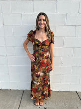 Load image into Gallery viewer, Twist with Short Puff Sleeve Floral Printed Midi Dress