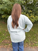 Load image into Gallery viewer, Melange Sojourn Quarter Zip Rounded Bottom Fleece