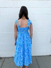 Load image into Gallery viewer, Sea Print Tie Strap Tiered Midi Dress