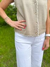 Load image into Gallery viewer, Scalloped Button-Up Sweater Vest