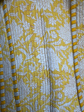 Load image into Gallery viewer, Jane Quilted Tote Bag