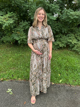 Load image into Gallery viewer, Woven Print Tiered Maxi Dress