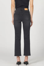 Load image into Gallery viewer, Anika Straight Jeans - Jet Set